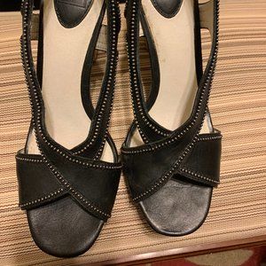 Ladies Frye "Gerry" Leather Heeled Sandals sz 8